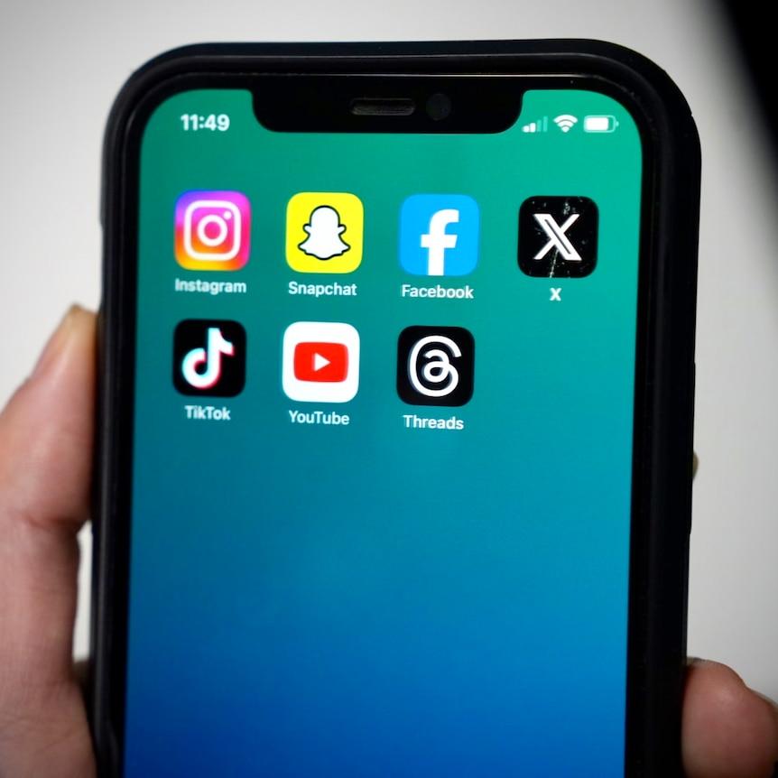 Social media platforms Instagram Facebook YouTube Snapchat TikTok Australia teen ban investigation