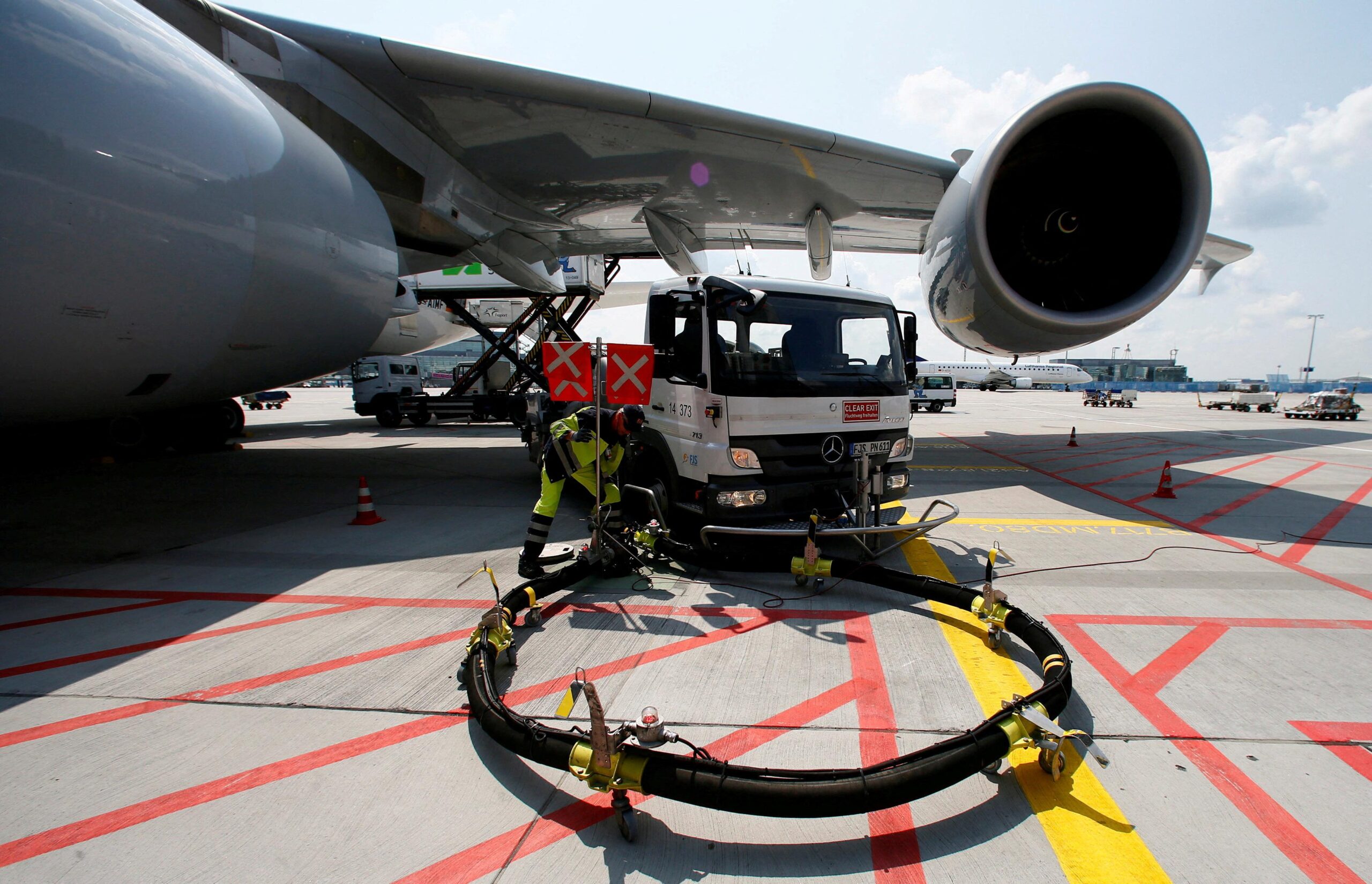 Airlines facing higher fuel costs and pressure on fares as oil prices rise