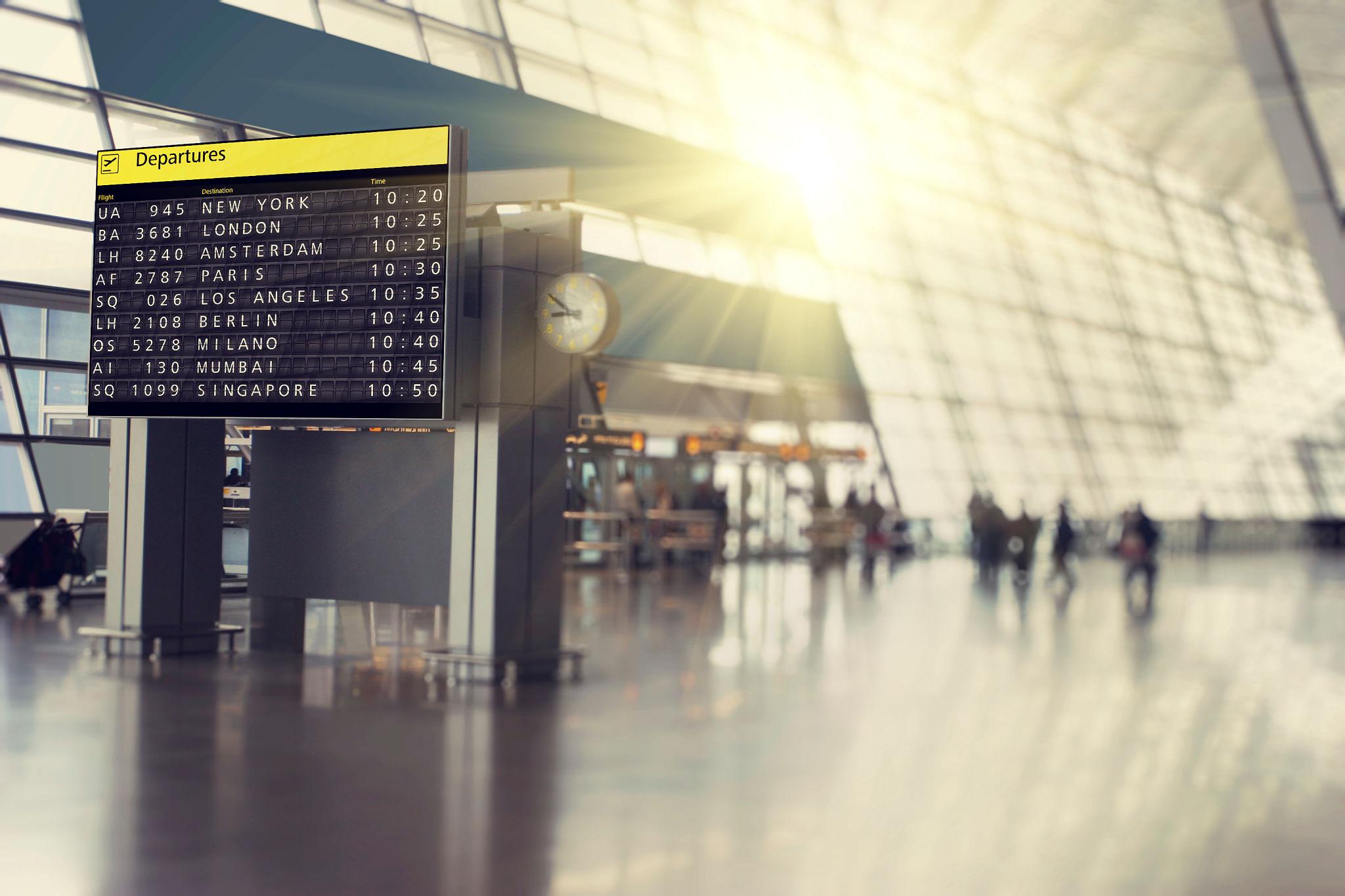 Airlines warning that permanent daylight saving time could disrupt schedules, crews and international connections