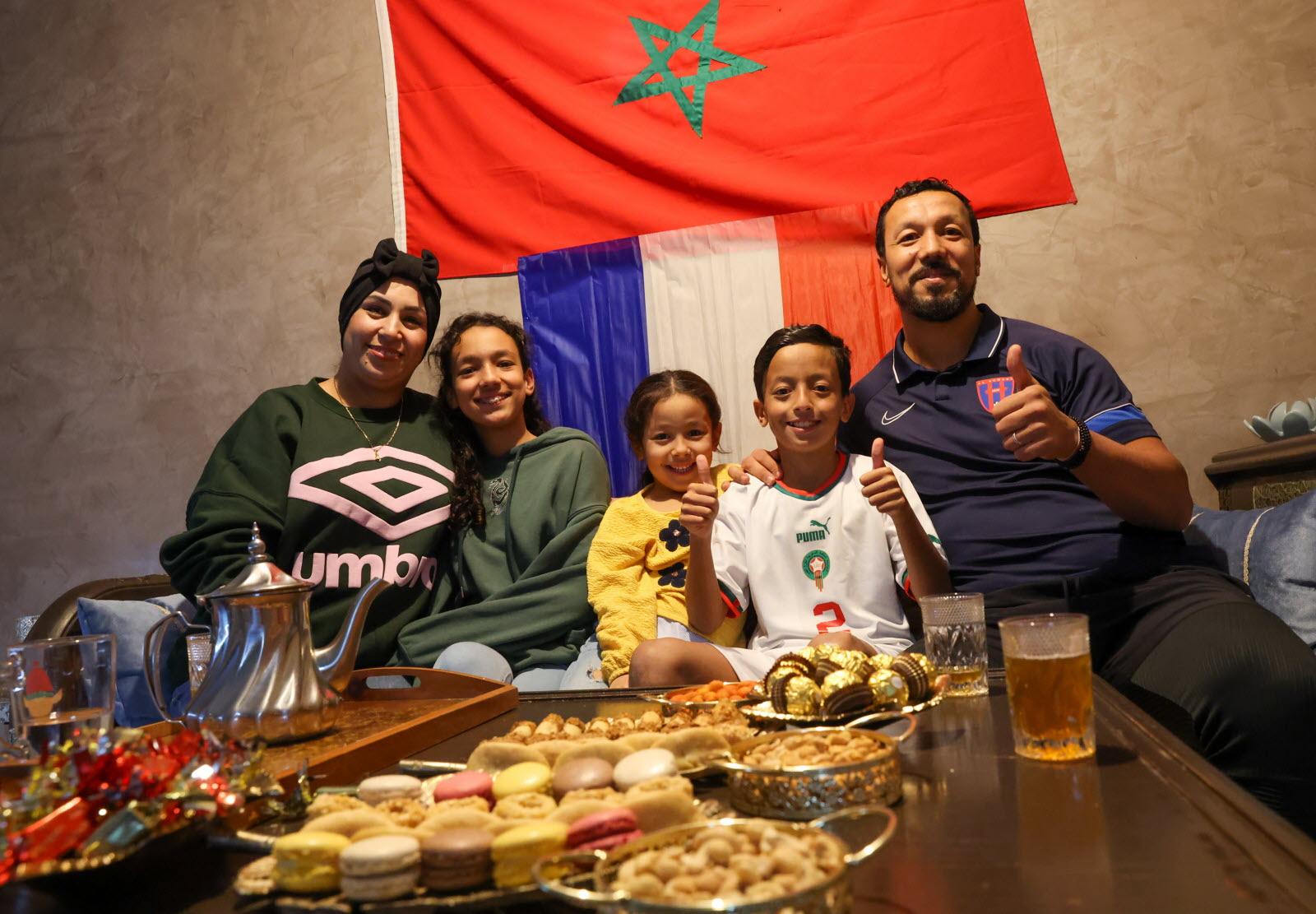 France-Morocco splits emotions in the diaspora, dividing families between two shirts