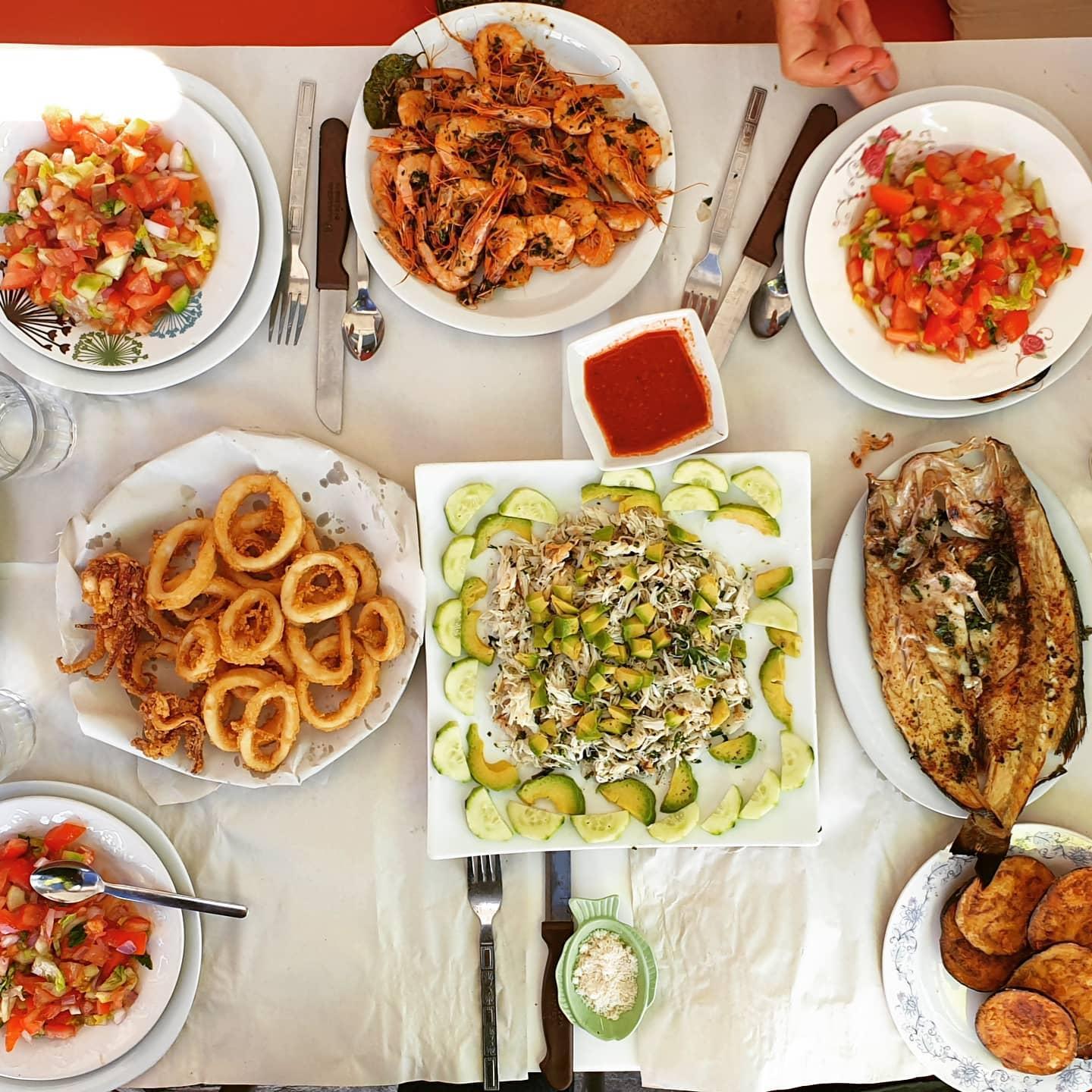 Lighter dishes, salads and fresh produce gain value as heat reshapes what tourists want to eat