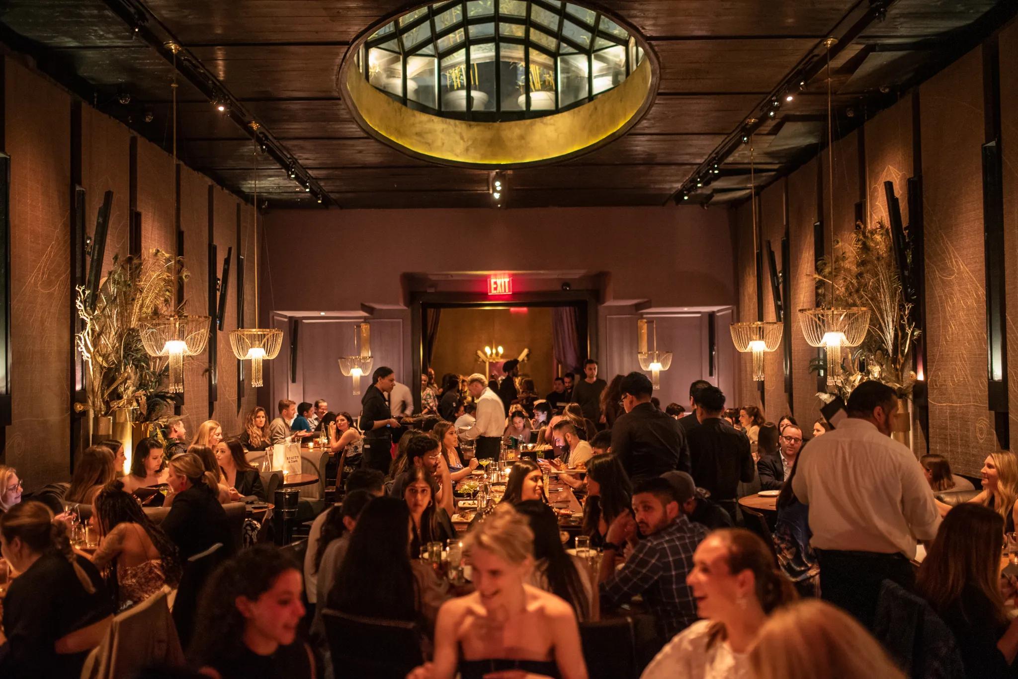 New York restaurants facing intense reservation demand during the World Cup final city takeover