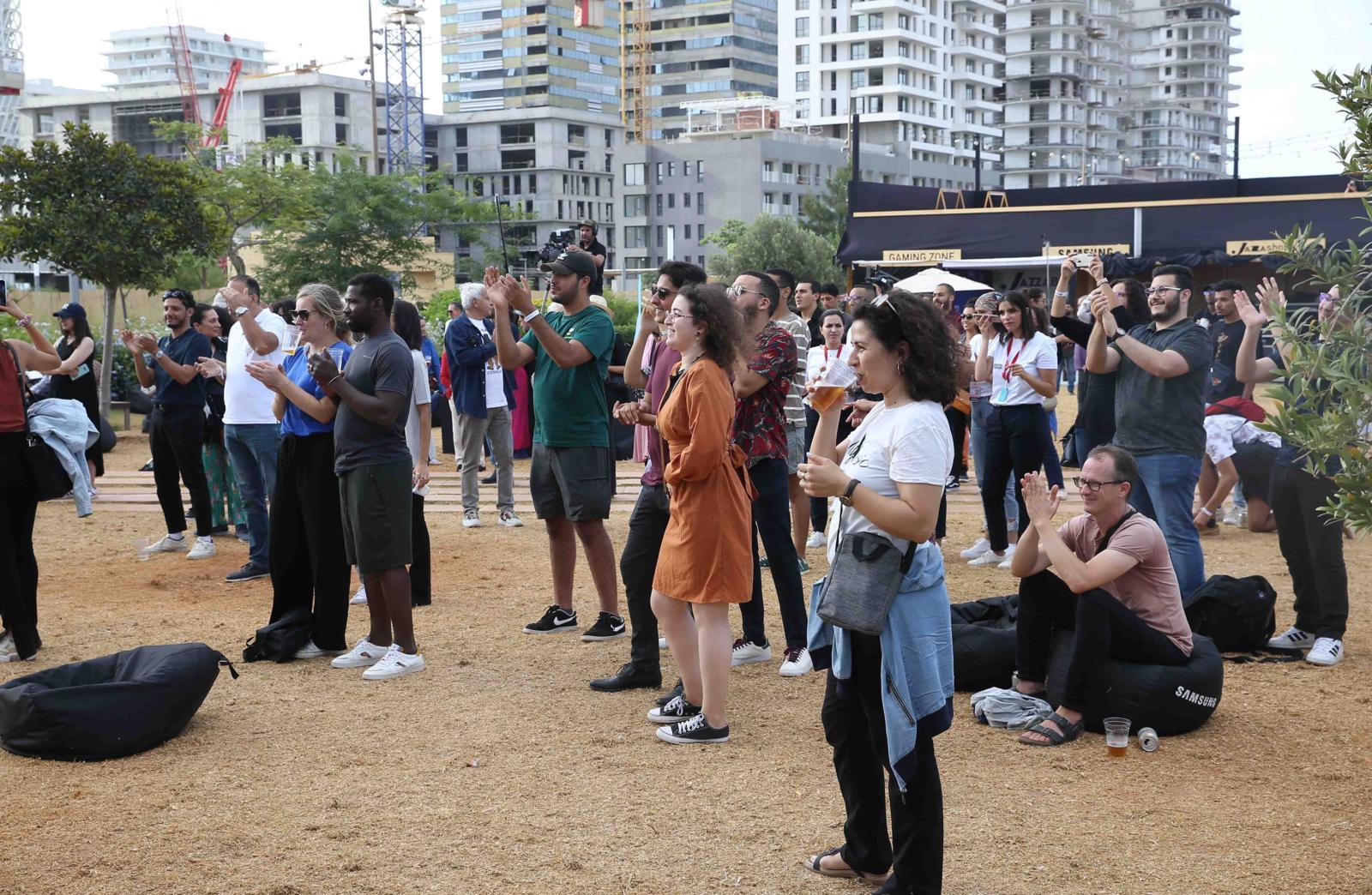 Festival outfits become part of the Jazzablanca night as Casablanca street style shines