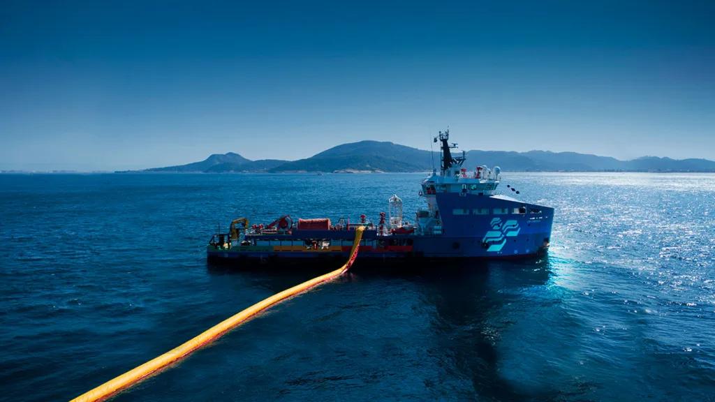 Possible Morocco-Portugal electricity interconnector routes through a direct subsea cable or via Spain