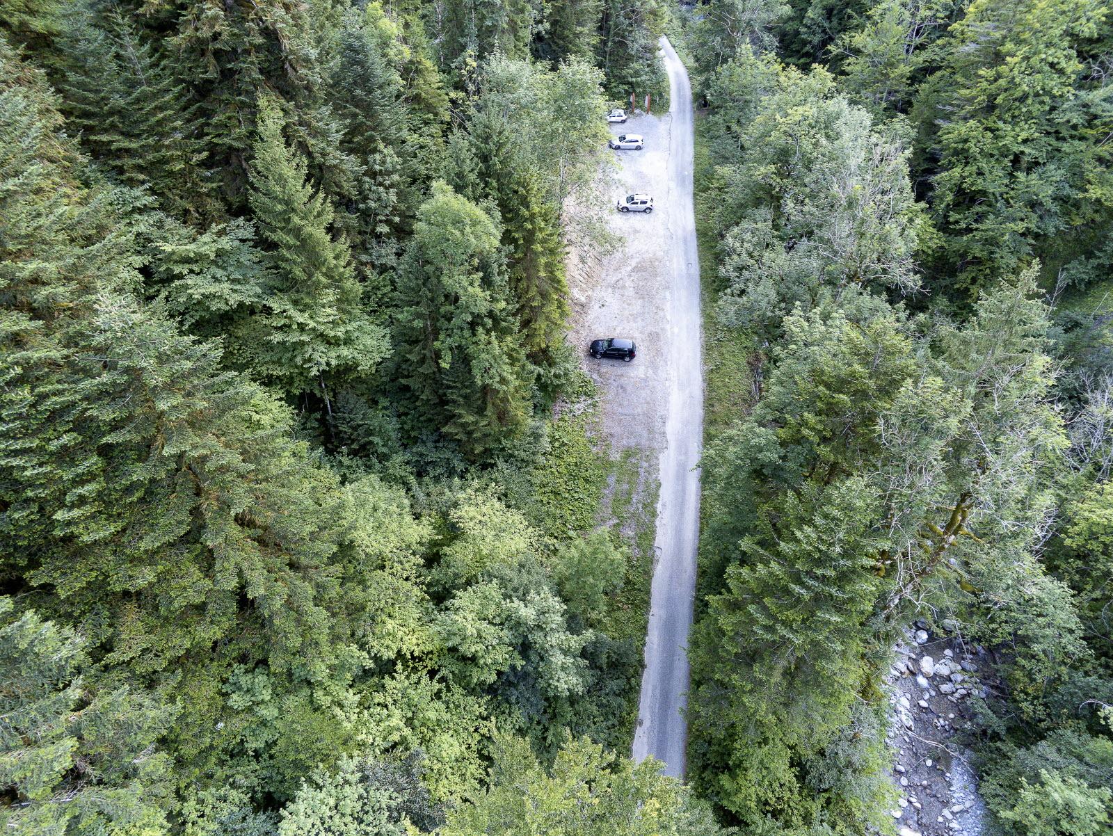 The secluded Combe d’Ire clearing near Chevaline showing why the location offered privacy, concealment and limited escape routes